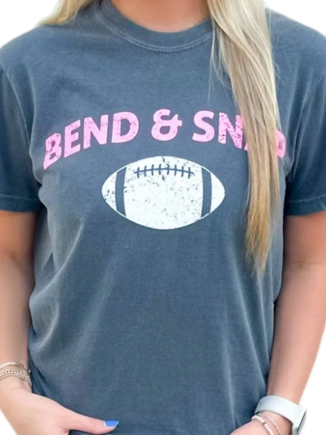 Bend And Snap Football Tee In Charcoal