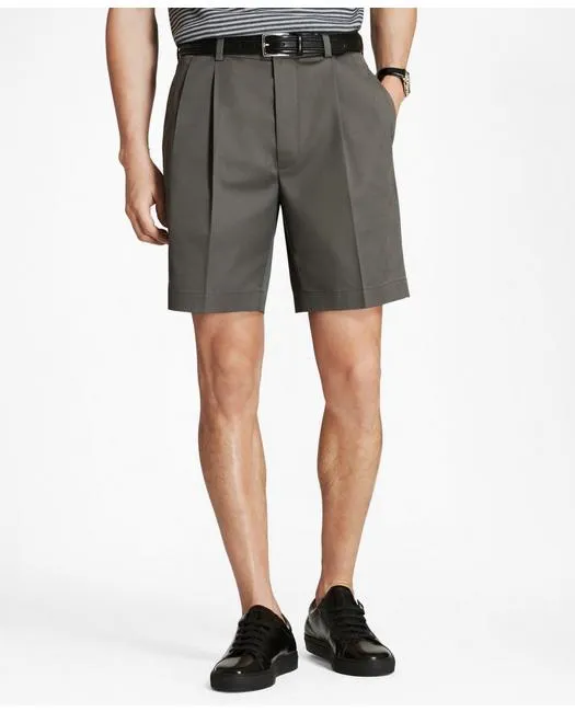 Brooks Brothers Men's Pleat Front Stretch Advantage Chino Shorts Grey Brooks Brothers