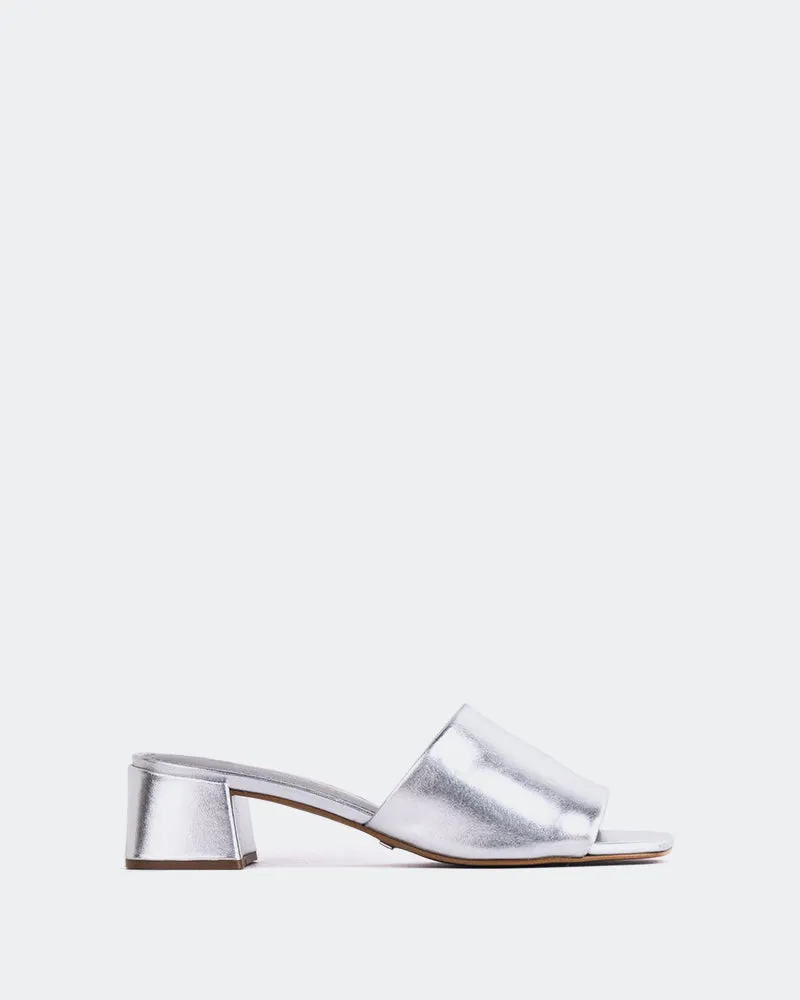 Fortunata Silver Metal