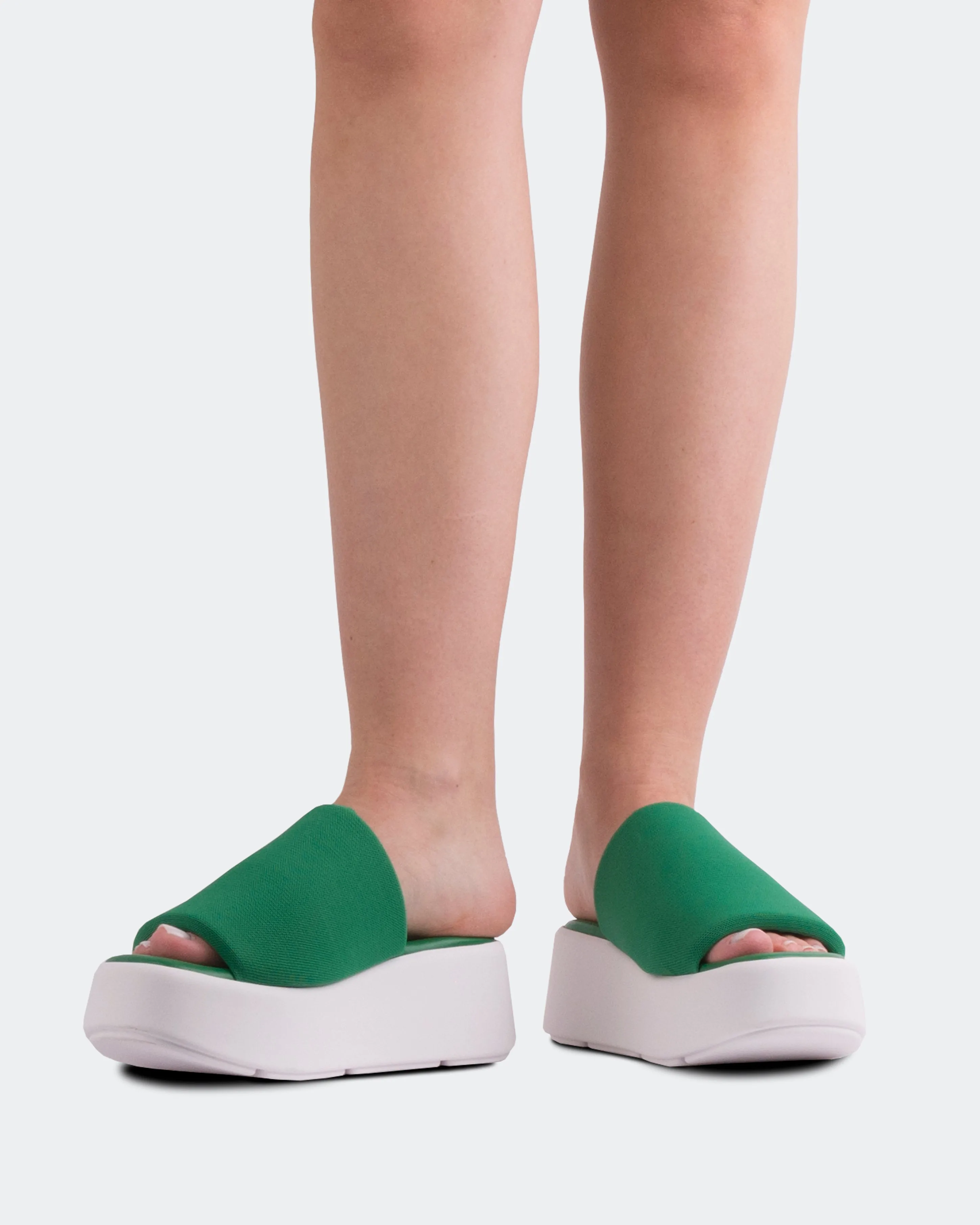 Harlow Green Puff