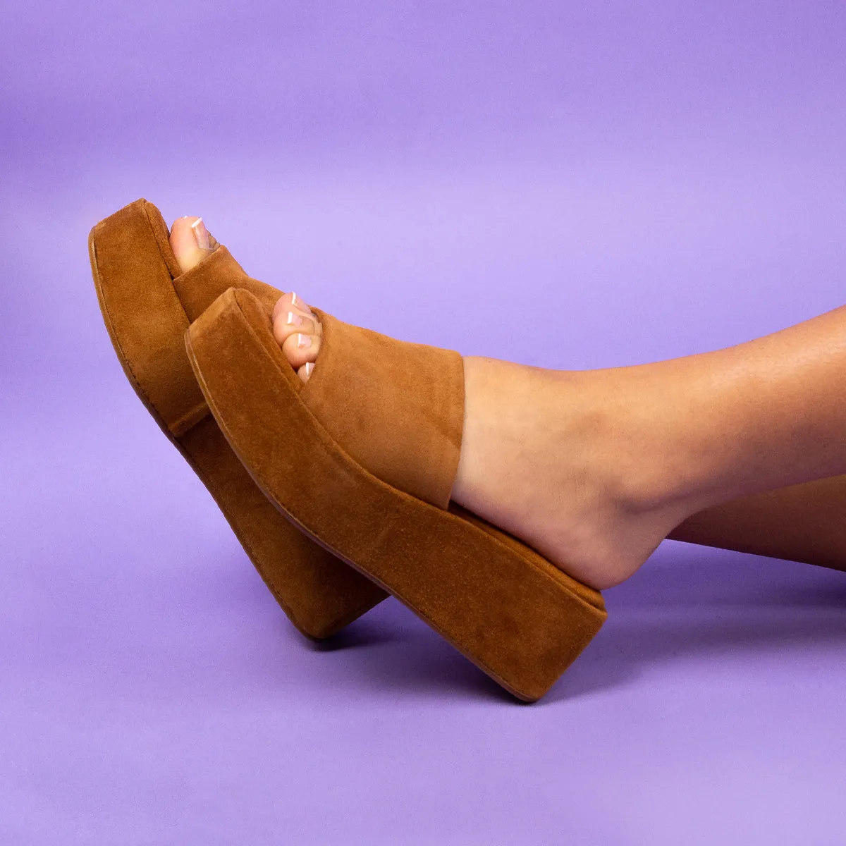 Leonora Cognac Suede