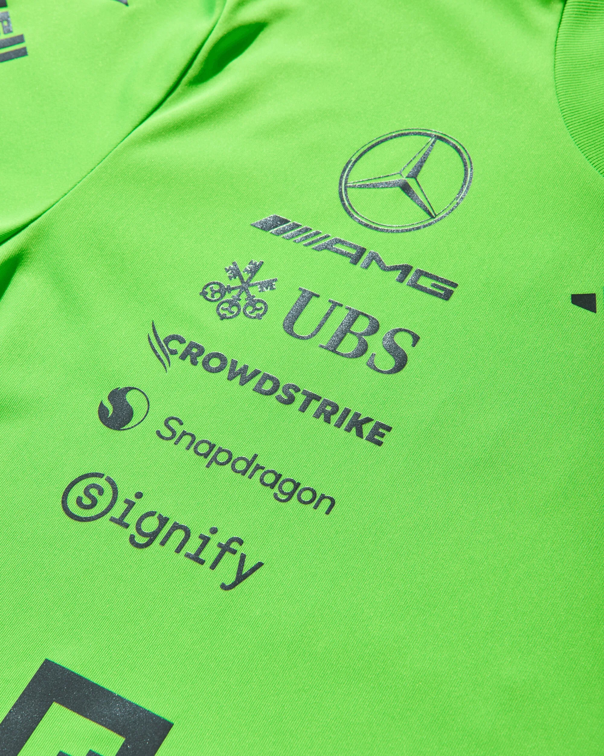 Men's Mercedes-AMG Petronas Formula One Team Set Up T-Shirt Green