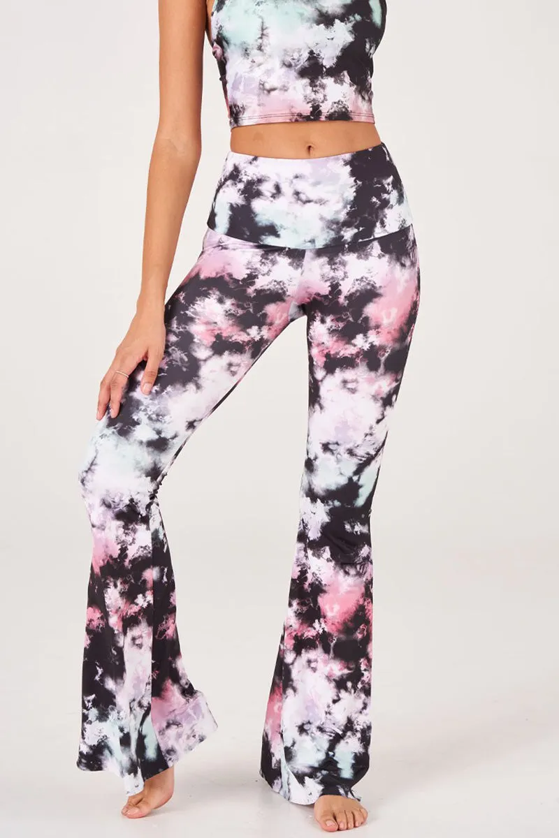 Onzie Flare Pant 2045