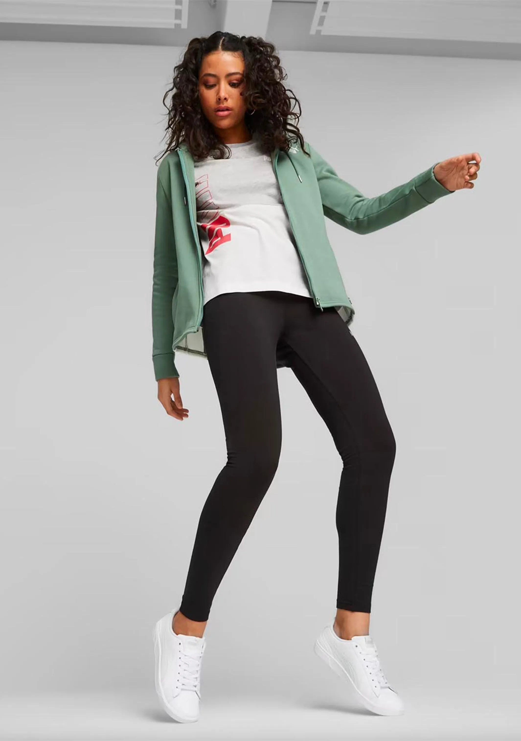 Puma Women��s Vikky V3