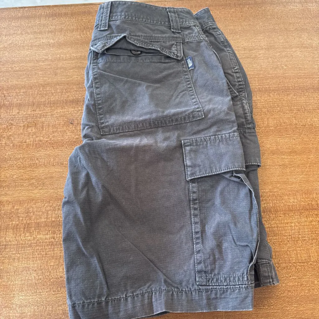 The North Face The North Face - Men's Cargo Shorts: Grey-men-32 Regular